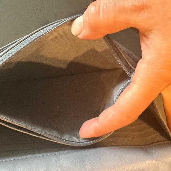 CHANEL iridescent blue wallet on chain silver hardware flap bag - Picture 9 of 15